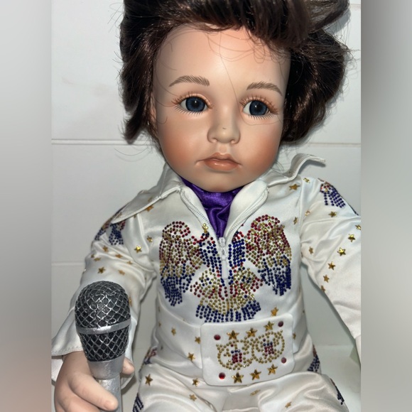Marie Osmond’s Baby Elvis Porcelain Collectible Limited Edition Doll - Picture 4 of 13